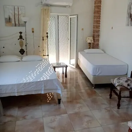 Villa Anna Tríkeri Exteriér fotografie